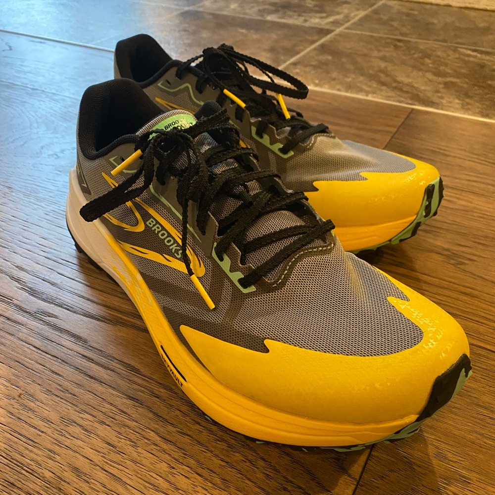 Brooks Catamount 3 Trail Running Shoes
